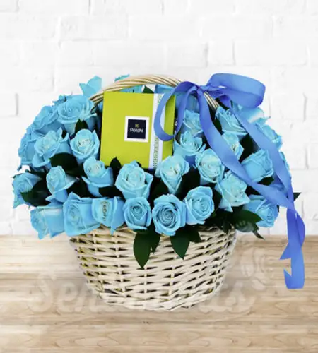 Blue Elegance Delight Basket