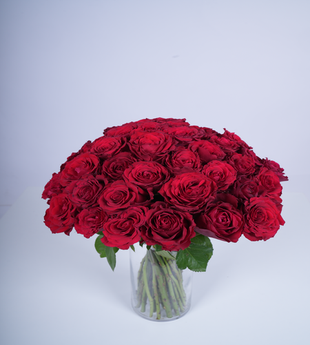 Romantic Red Rose Arrangement in Glass Vase